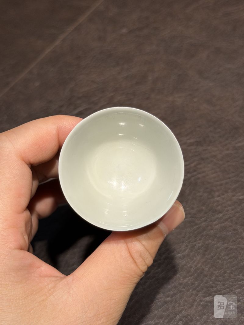 明成化 斗彩缠枝莲纹高足杯 - 图9